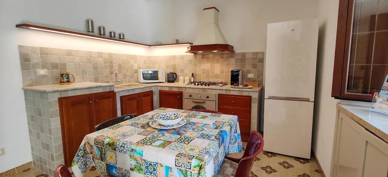 Apartment Sweethome In Erice Vetta Italy