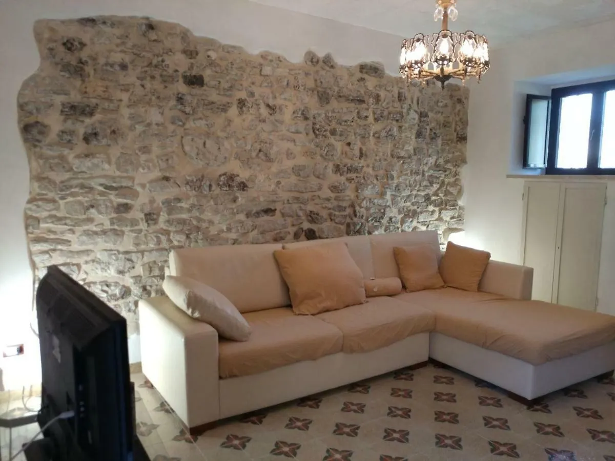 Sweethome In Erice Vetta 0*,